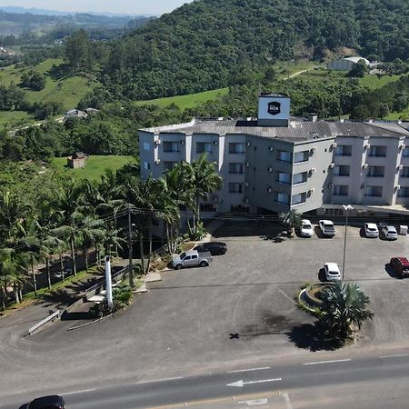 Real Nob Hotel Orleans Extérieur photo