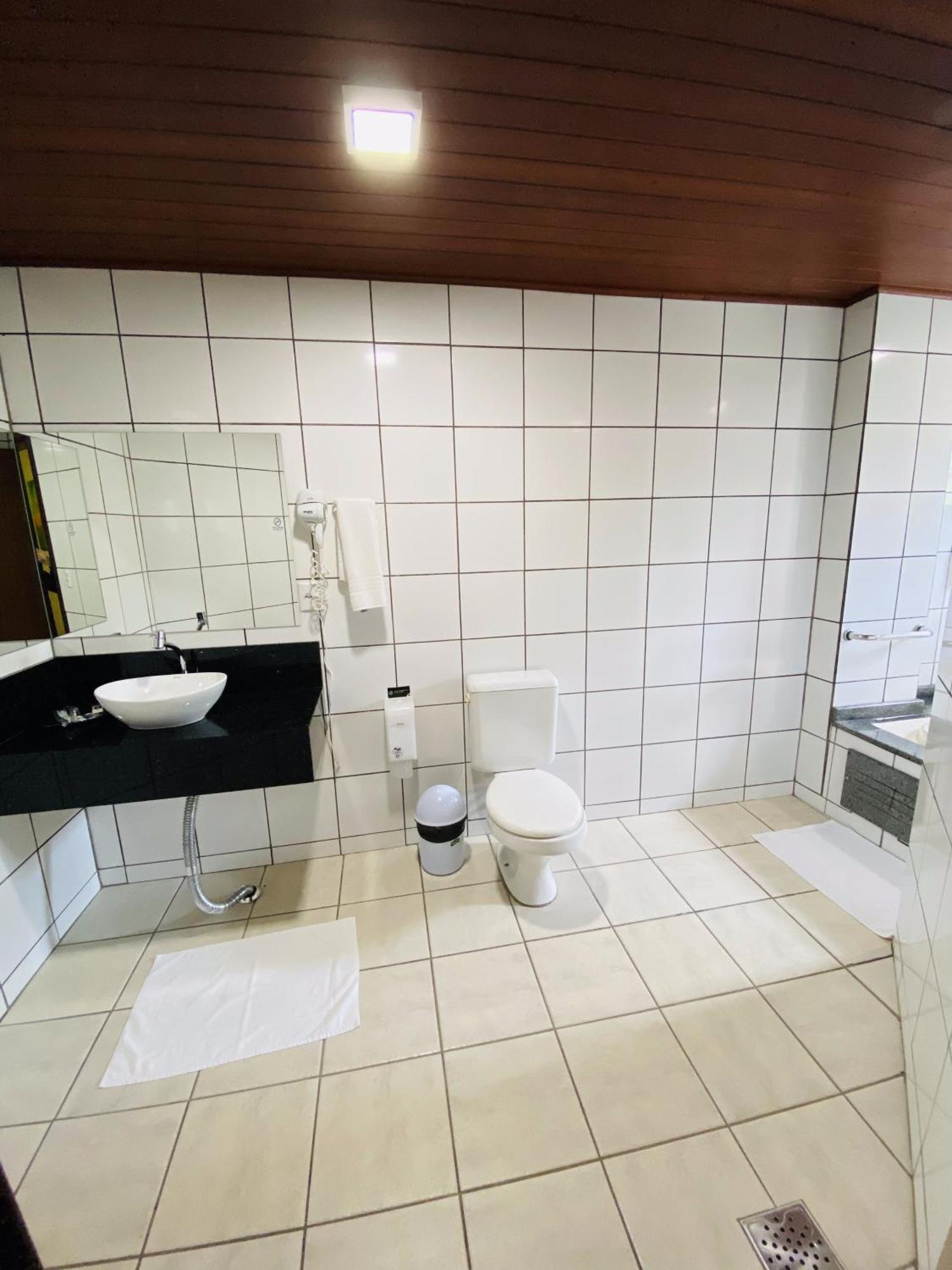 Real Nob Hotel Orleans Extérieur photo