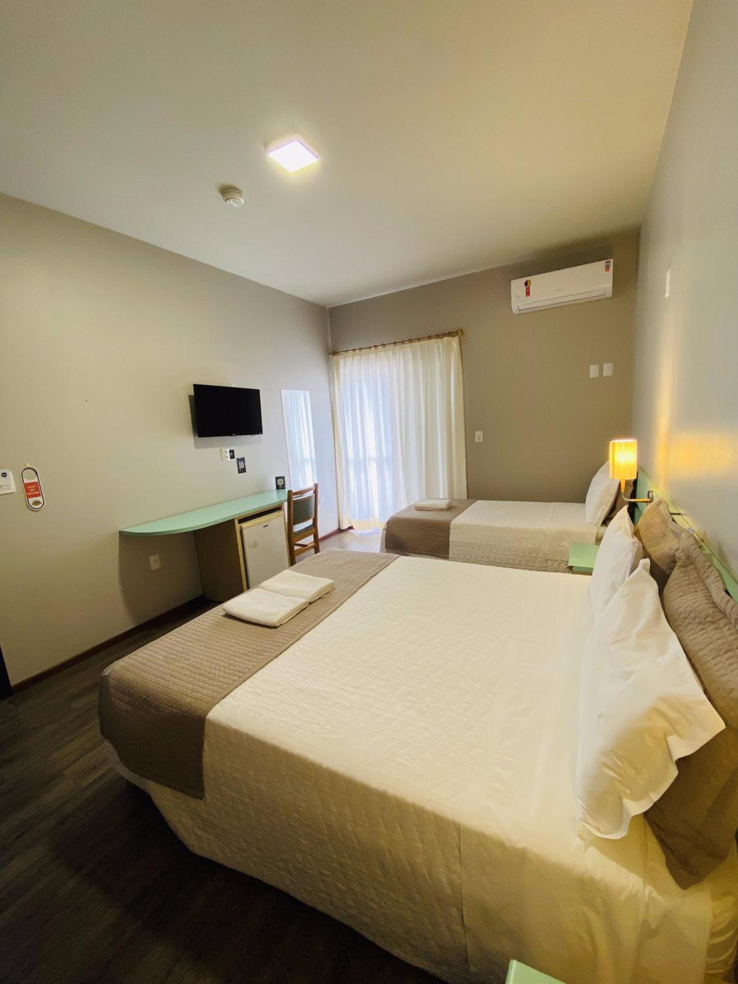 Real Nob Hotel Orleans Extérieur photo