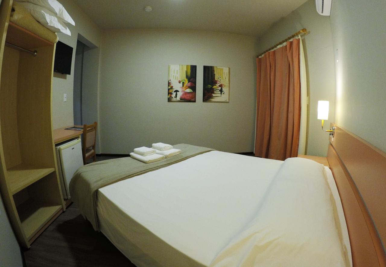 Real Nob Hotel Orleans Extérieur photo